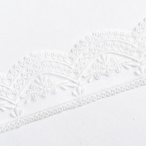 White scalloped GPO lace
